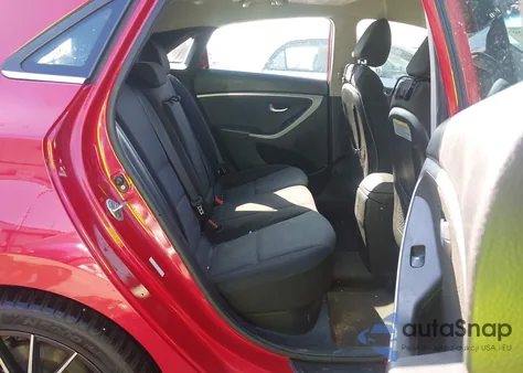 2016 Hyundai Elantra Gt z USA, uszkodzony, nr VIN KMHD35LH2GU266464